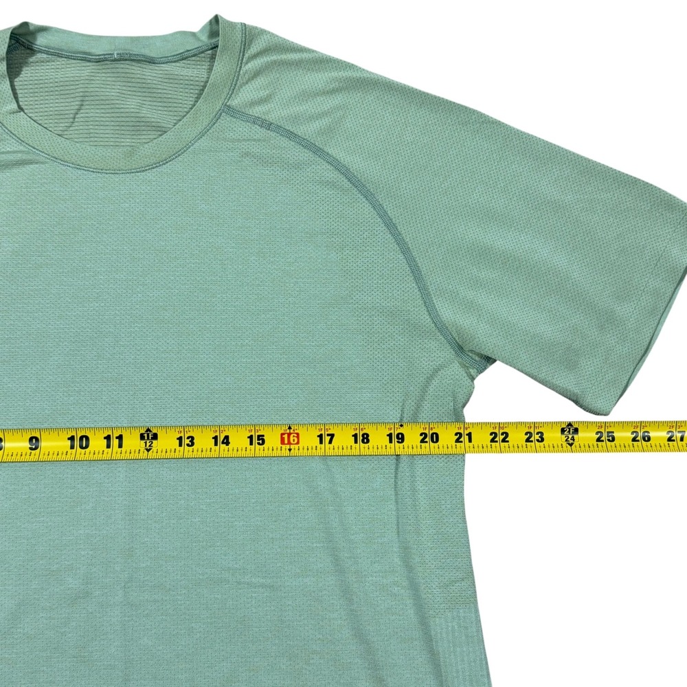 Lululemon Metal Vent Tech 2.0 Shirt Men's XL Green Movement Is Medicine Gym Run - Picture 6 of 8